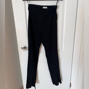 Babaton size 6, dress pants